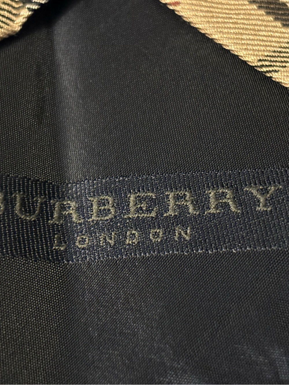 Burberry Beige Plaid Tie with Black and Red Accents - Picture 3 of 5